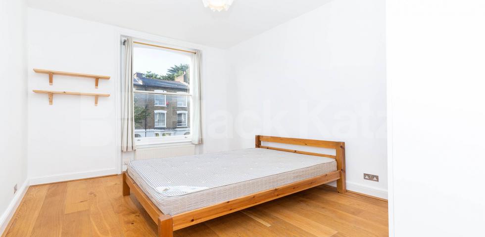			NEW INSTRUCTION!, 1 Bedroom, 1 bath, 1 reception Flat			 Cheverton Road, Whitehall Park